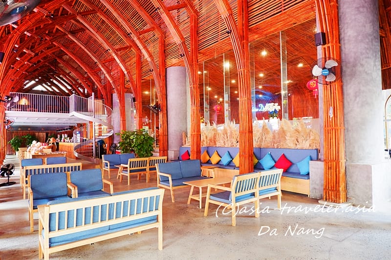 ダナン LOBOO CAFE