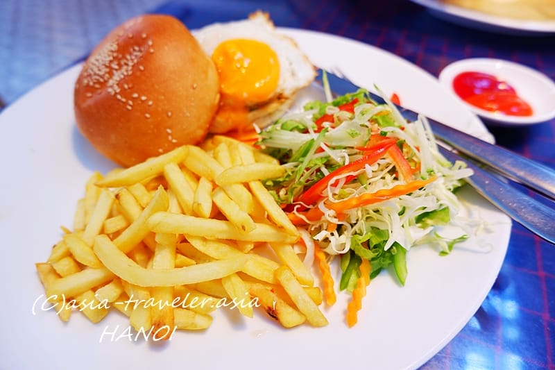 ハノイ ノイバイ空港 レストラン