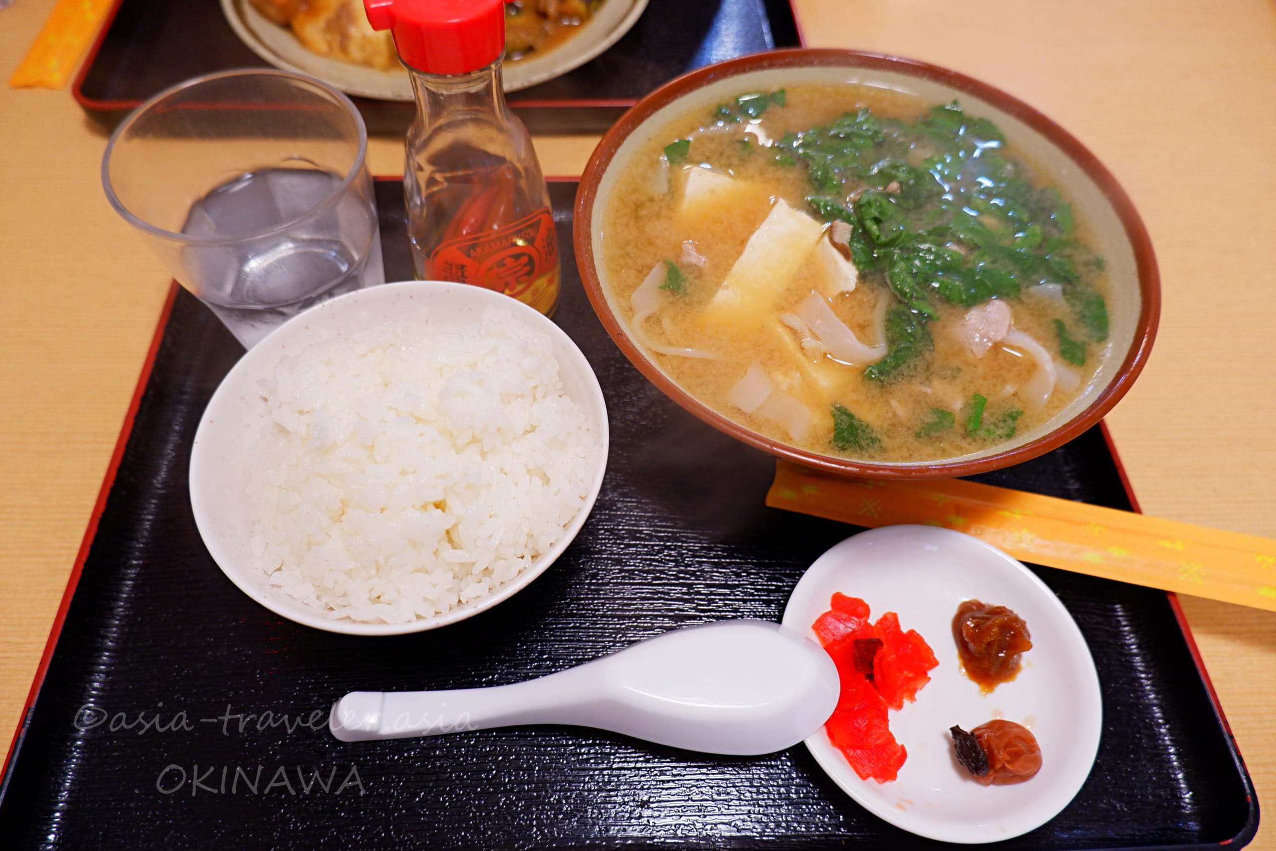 那覇　みかど　みそ汁