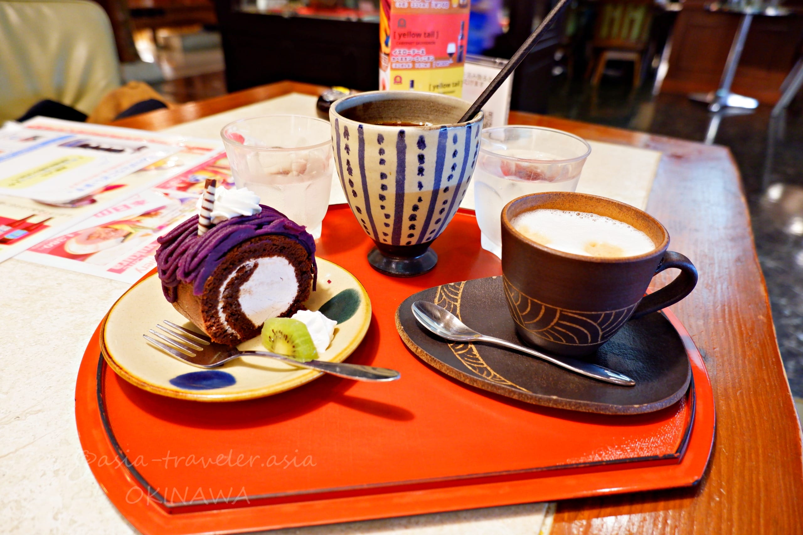 那覇　ギャラリーカフェゆくら