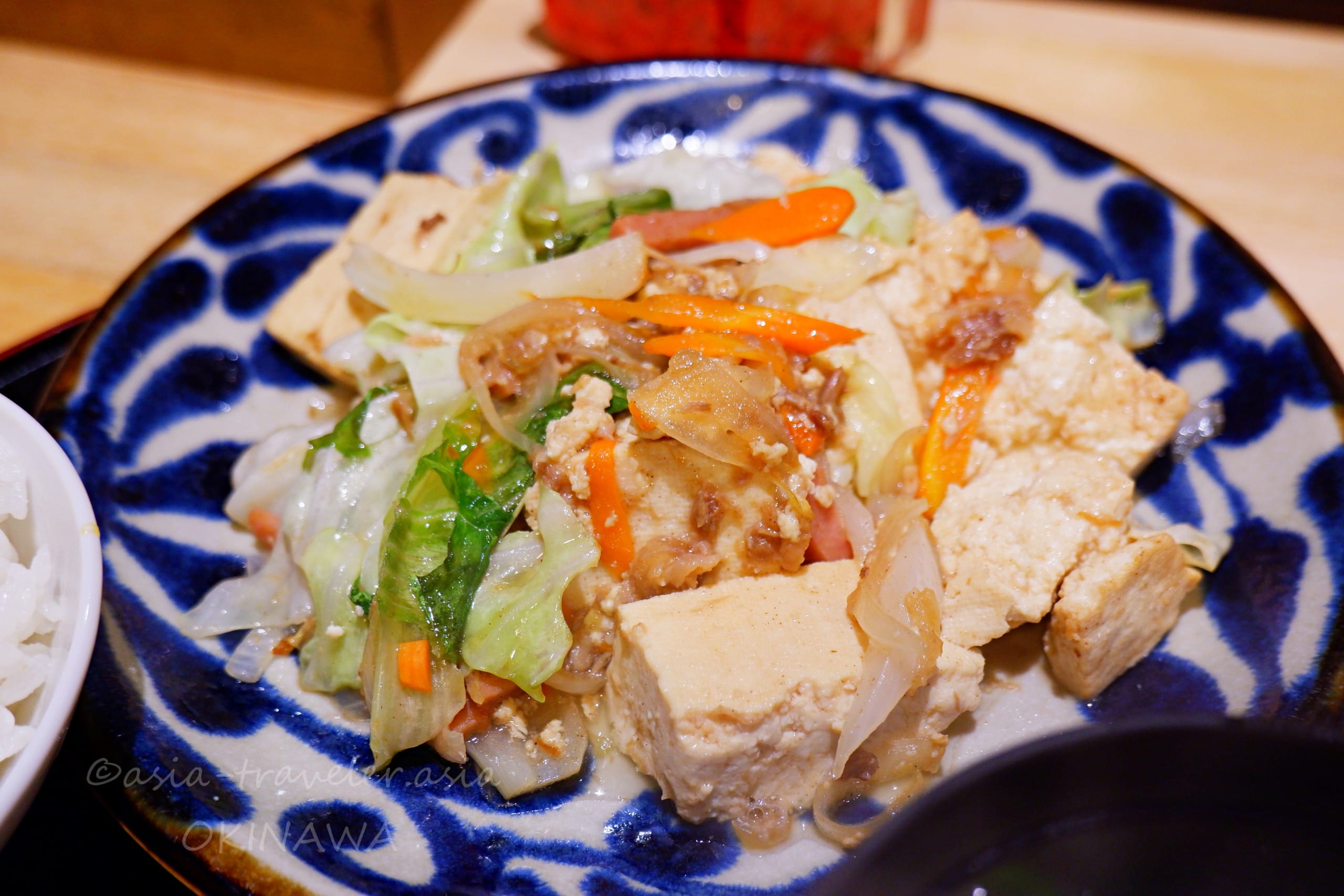 那覇　沖縄そばの店 浮島ベース