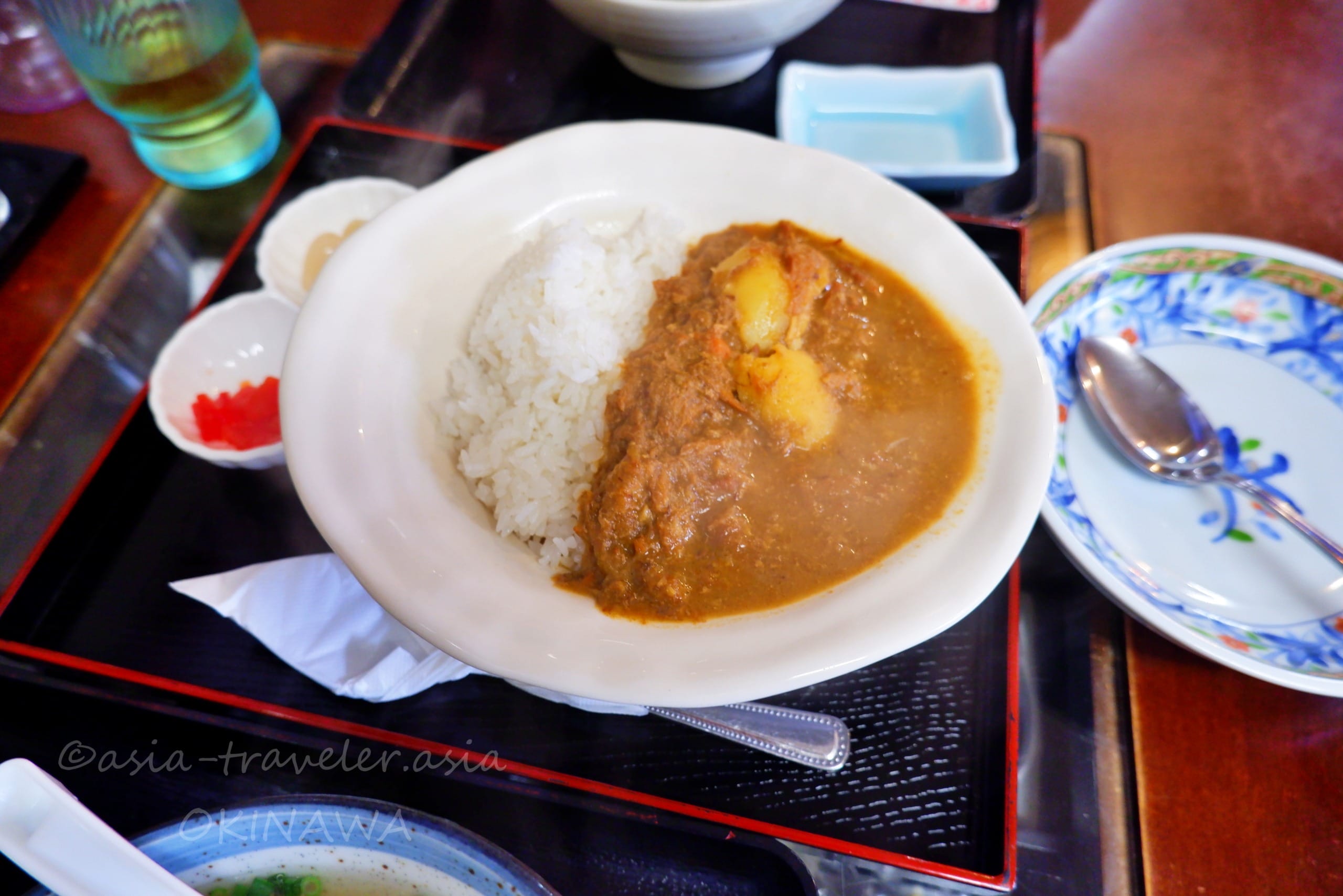 那覇　天妃(てんぴ)そば カレーライス